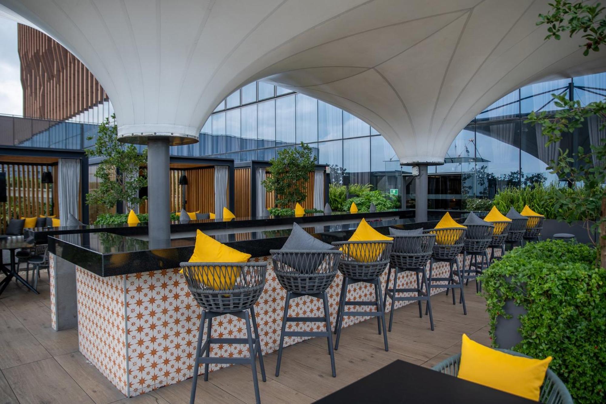 Fiesta Americana Viaducto Aeropuerto Мексико Сити Екстериор снимка The Bar