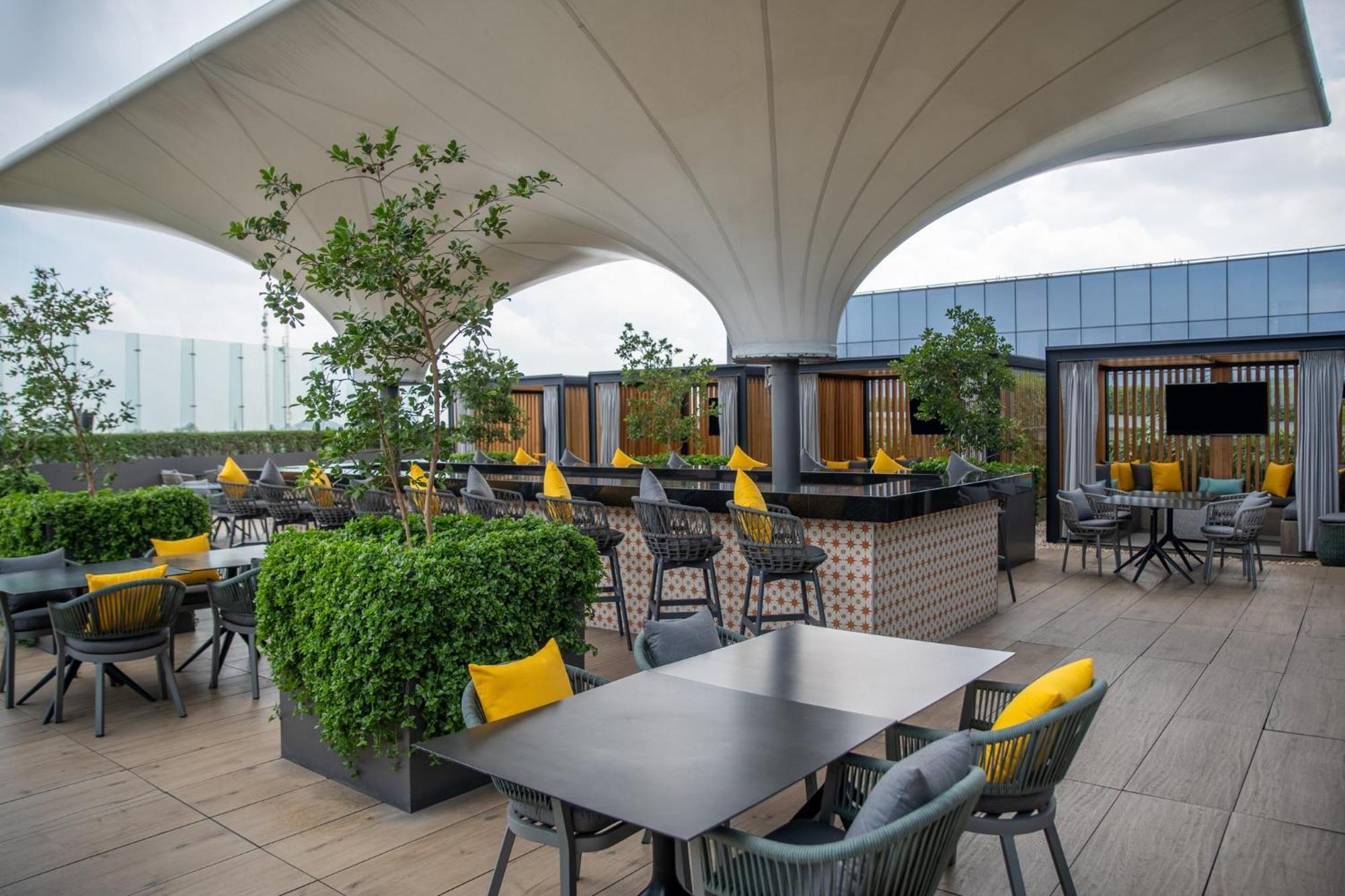 Fiesta Americana Viaducto Aeropuerto Мексико Сити Екстериор снимка The rooftop bar